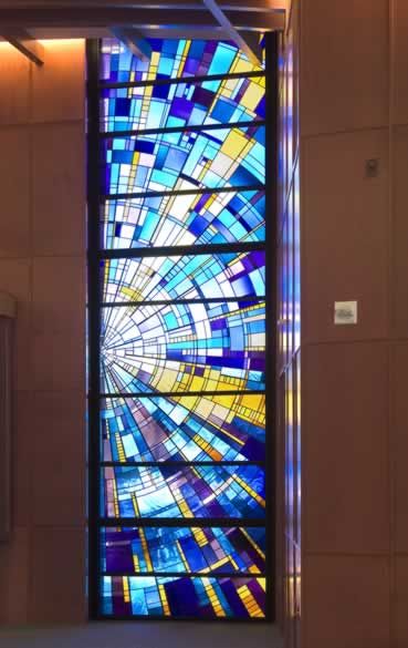 e-10rStained glass full view